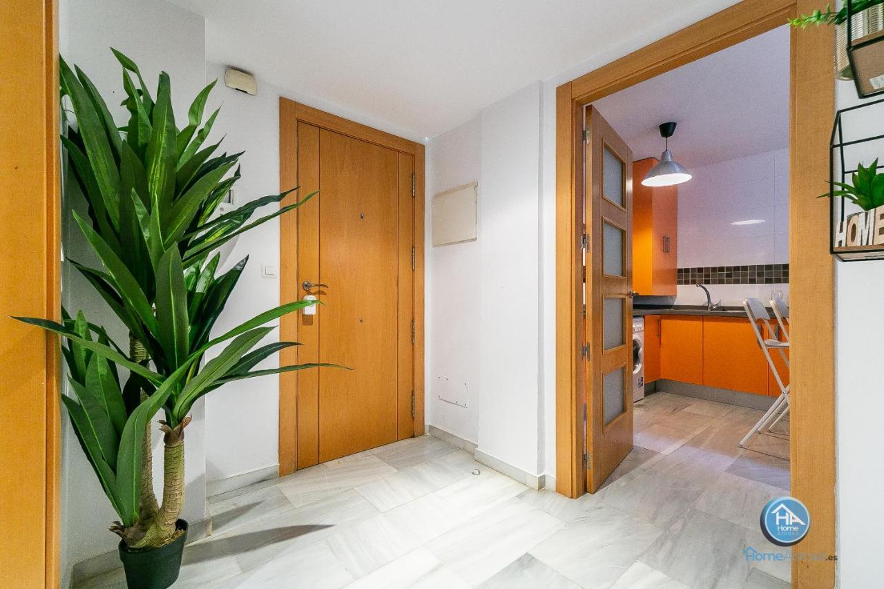 Malaga Boutique Stay - Carlos Haya Area With Parking エクステリア 写真