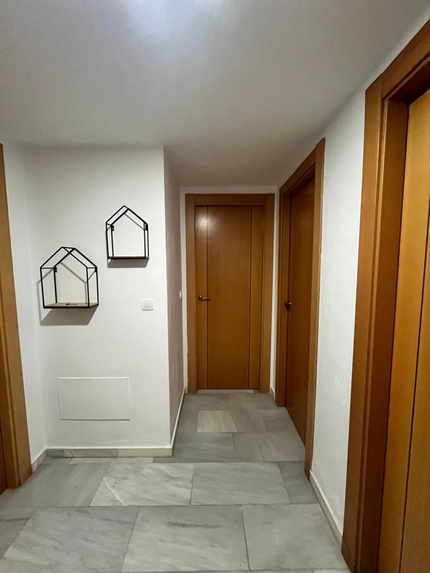 Malaga Boutique Stay - Carlos Haya Area With Parking エクステリア 写真