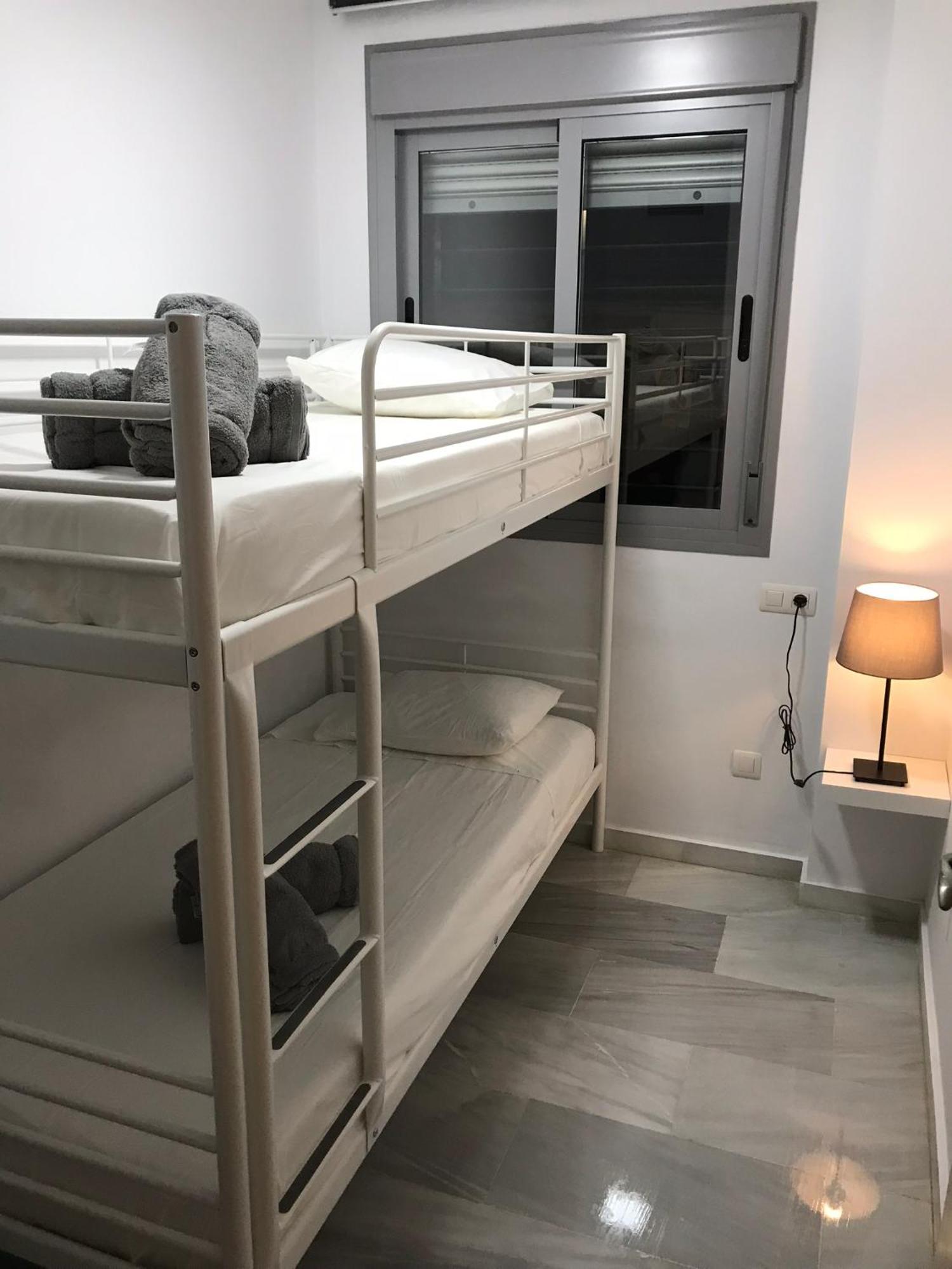 Malaga Boutique Stay - Carlos Haya Area With Parking エクステリア 写真